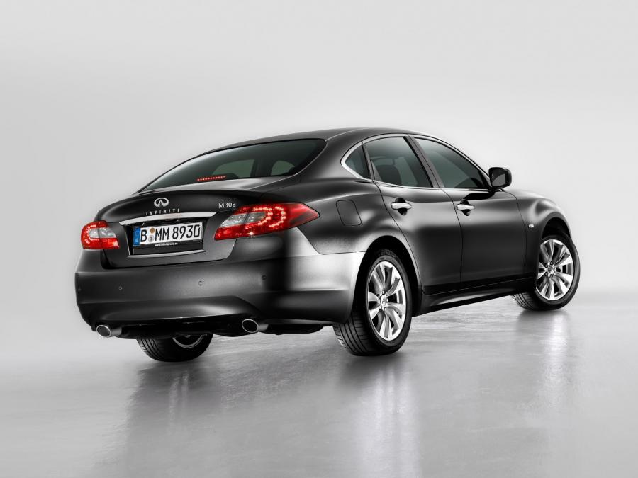  Infiniti M30d 2010 года  (фото 3 из 8)